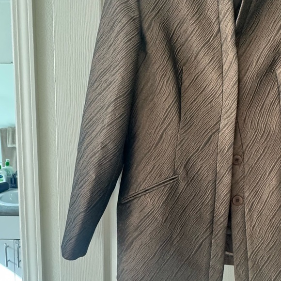 Giorgio Armani Brown Textured Jacket - Picture 5 of 9